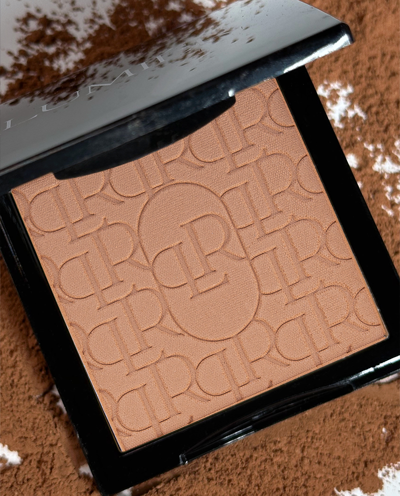 Bronzer LUMIÉR COCO – prasowany produkt w odcieniach Karibu, Coco i Rodeo, z masełkową formułą do konturowania i ocieplenia skóry
