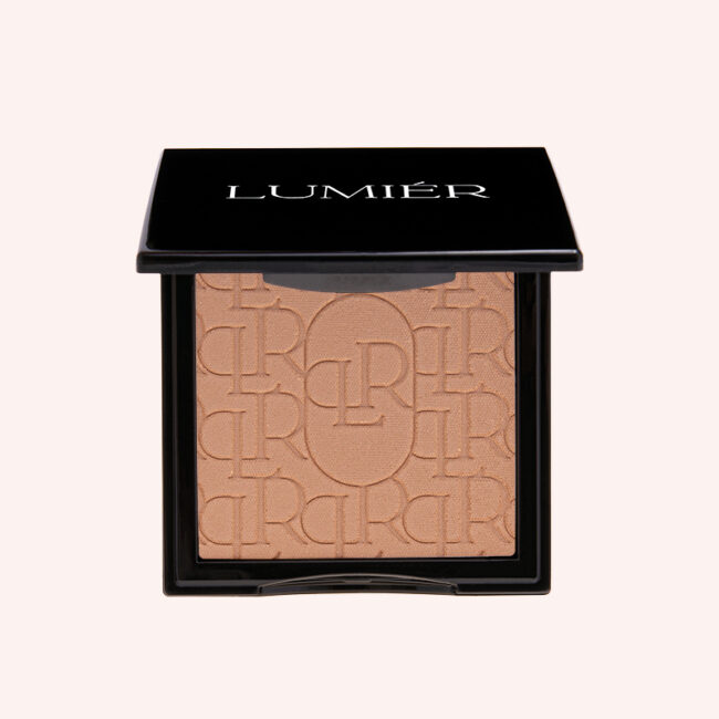 Bronzer LUMIÉR – prasowany produkt w odcieniach Karibu, Coco i Rodeo, z masełkową formułą do konturowania i ocieplenia skóry