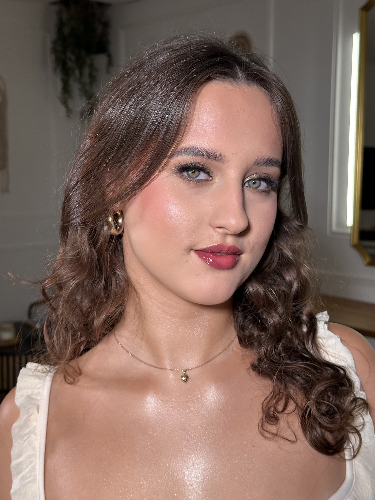 LUMIÉR – kremowy róż rozświetlający w odcieniach Blanca, Rosa i Luna z drobinkami i masełkową formułą